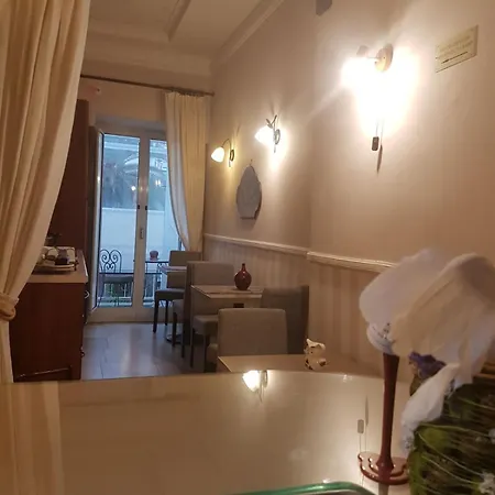 Bed and Breakfast La Dimora Di Nettuno 4*