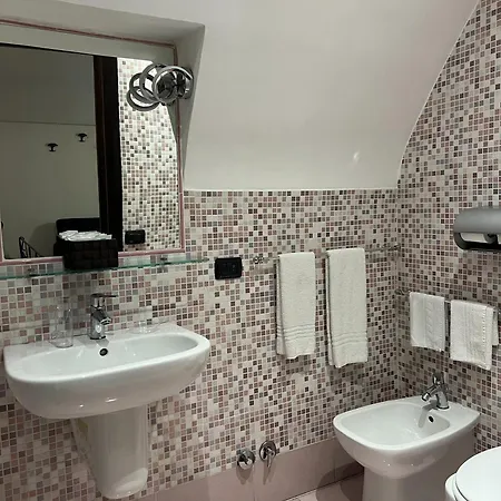 La Dimora Di Nettuno Bed and Breakfast