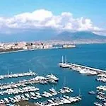 La Dimora Di Nettuno Oda ve Kahvaltı Napoli