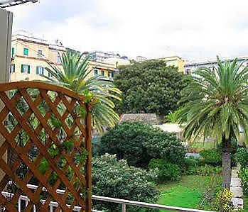 Bed & Breakfast La Dimora Di Nettuno Neapol